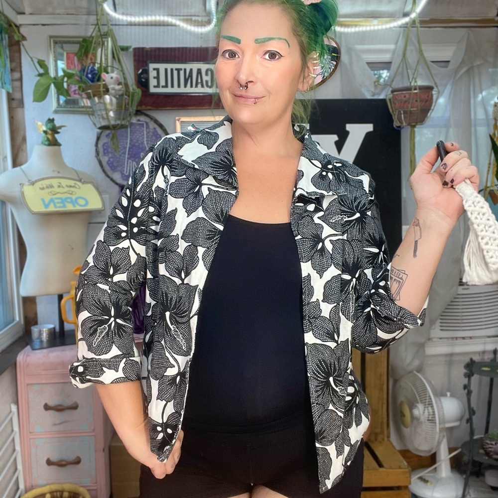 For Cynthia Black and White Floral Blazer Medium